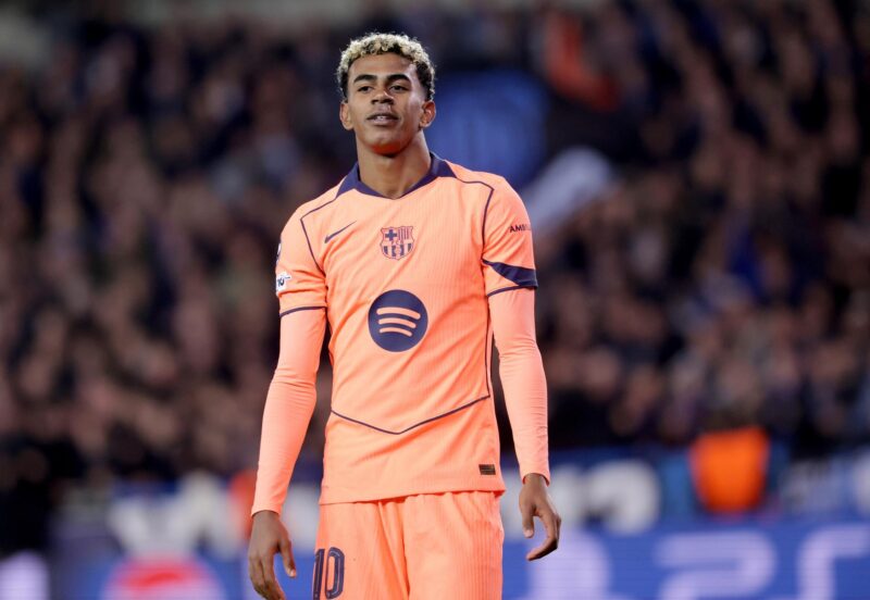 El jugador del FC Barcelona, Lamine Yamal, durante el partido de Liga de Campeones ante el Brujas el miércoles día 5 de noviembre. EFE/EPA/OLIVIER MATTHYS