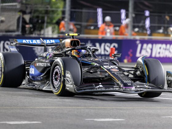 Carlos Sainz (Williams), durante los entrenamientos libres del Gran Premio de Fórmula 1 de Las Vegas. EFE/EPA/CRISTOBAL HERRERA-ULASHKEVICH
