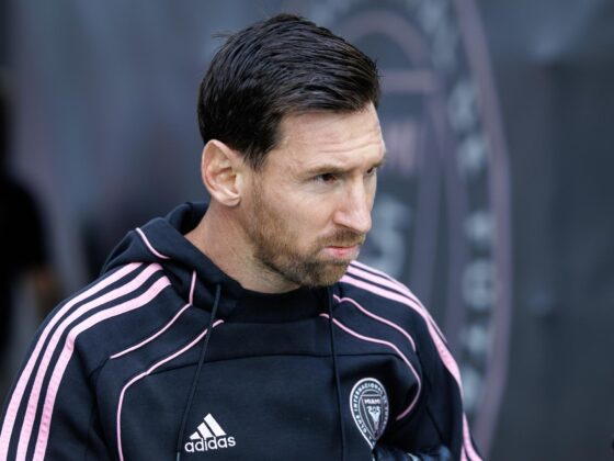 Lionel Messi de Inter Miami llega al estadio antes del partido de la Final de la Conferencia Este de la MLS Cup entre Inter Miami y New York City FC. EFE/EPA/Cristobal Herrera Ulashkevich