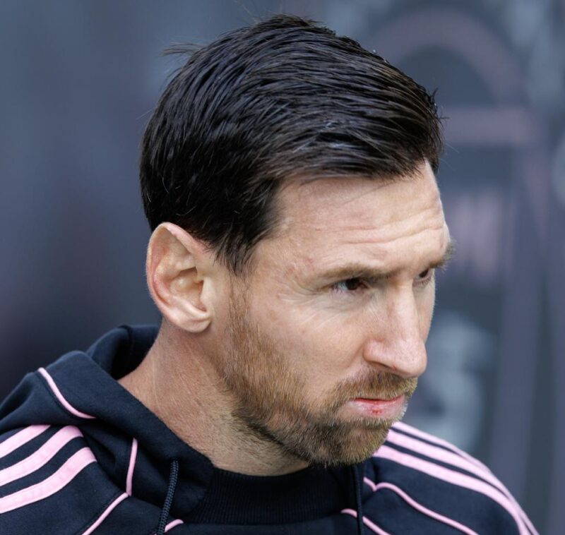 Lionel Messi de Inter Miami llega al estadio antes del partido de la Final de la Conferencia Este de la MLS Cup entre Inter Miami y New York City FC. EFE/EPA/Cristobal Herrera Ulashkevich