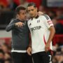 El entrenador del Fulham, Marco Silva, conversa con el mexicano Raúl Jiménez, durante un partido de Premier League EFE/EPA/ADAM VAUGHAN
