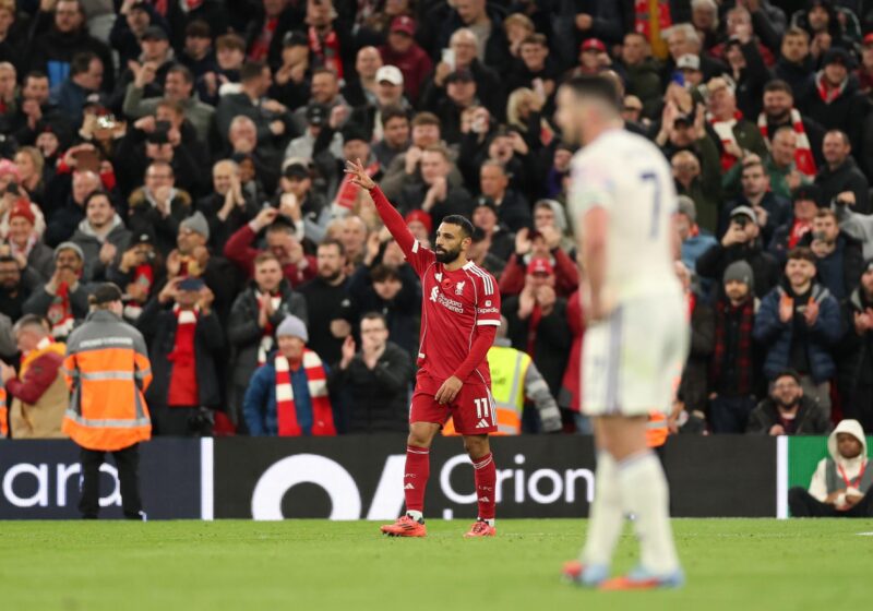 El delantero del Liverpool Mohamed Salah celebra el 1-0 durante el partido de la Premier League que han jugado Liverpool FC y Aston Villa FC, en Liverpool, Reino Unido. EFE/EPA/ADAM VAUGHAN
