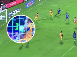 “Que no se noten las ayudas”: polémico penal en Cruz Azul vs. Tigres