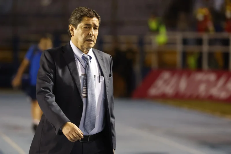 Luis Fernando Tena, seleccionador de Guatemala