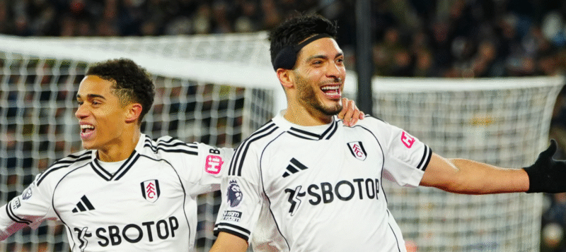 Raúl Jiménez festeja. Foto en X de @FulhamFC