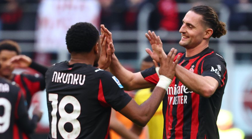 Milan atropella al Verona con Christian Pulisic y Christopher Nkunku Christopher Nkunku y Adrien Rabiot festejandoFoto en X de @acmilan