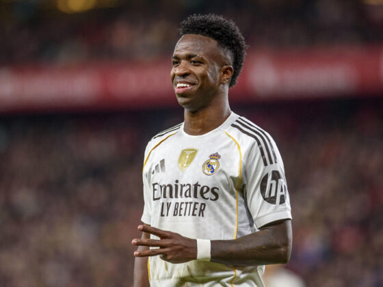 El delantero brasileño del Real Madrid Vinicius Jr. durante el partido de la jornada 19 de LaLiga EA Sports entre el Athletic Club y el Real Madrid, disputado este miércoles en el estadio de San Mamés, en Bilbao. EFE/Javier Zorrilla
