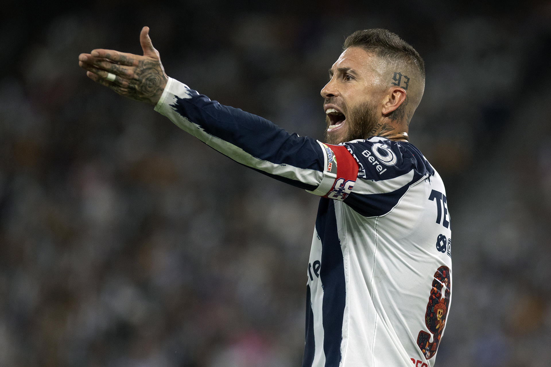 Punto final en México: Sergio Ramos confirma su salida de Rayados Sergio Ramos de Monterrey reacciona en un partido de la Liga MX entre Monterrey y Tigres en el estadio BBVA, en Guadalupe (México). Imagen de archivo. EFE/ Antonio Ojeda