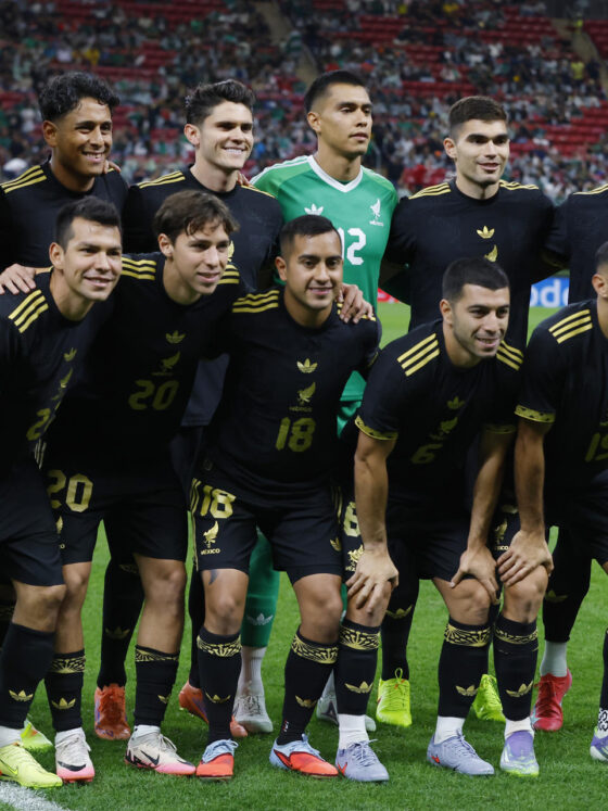 Jugadores de México forman previo a un partido amistoso entre la selección de México y Ecuador, en el Estadio Akron, en Guadalajara (México). Imagen de archivo. EFE/ Francisco Guasco