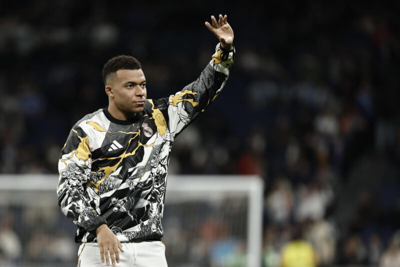 Mbappé vs PSG: arranca la batalla legal que puede sacudir al fútbol El delantero del Real Madrid Kylian Mbappé u. EFE/Sergio Pérez