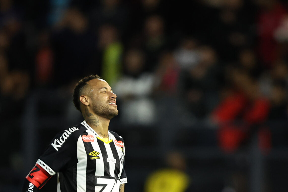 Neymar de Santos, en una imagen de archivo. EFE/ Isaac Fontana