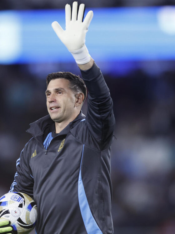 Emiliano Martínez de Argentina en el estadio Monumental en Buenos Aires (Argentina) en foto de archivo de Juan Ignacio Roncoroni. EFE