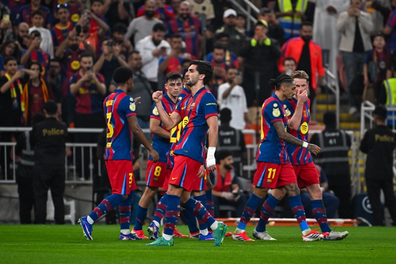 Barcelona hace trizas al Athletic y avanza a la final de la Supercopa Barcelona hace trizas al Athletic y avanza a la final de la Supercopa