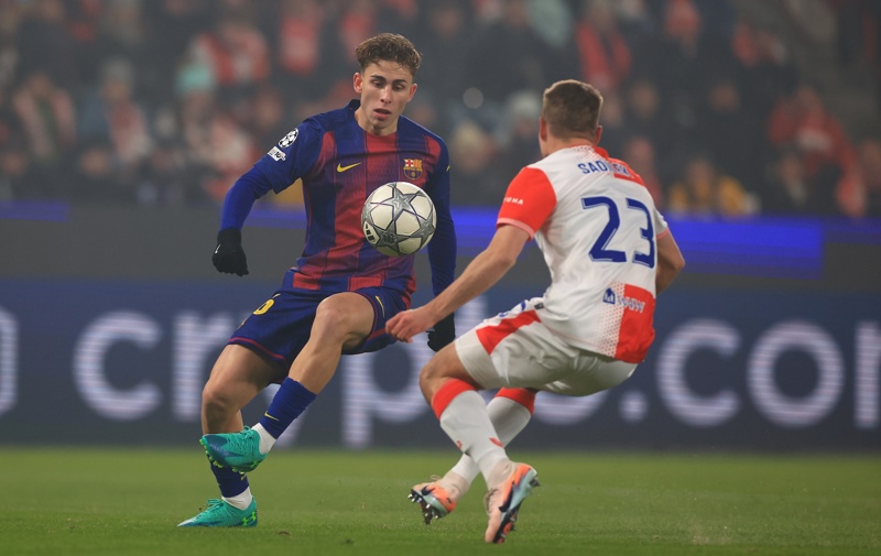 Fermín López lidera la remontada del Barcelona ate el Slavia Praga Fermín López lidera la remontada del Barcelona ate el Slavia Praga