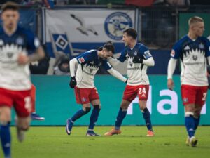 Empate con sabor a victoria para el Hamburgo en el Derbi