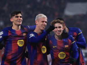 Fermín López lidera la remontada del Barcelona ate el Slavia Praga