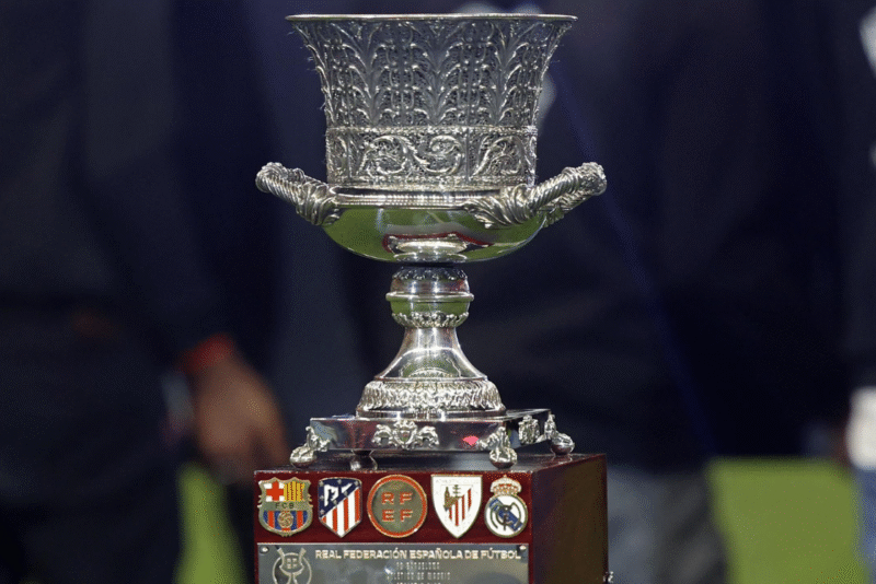 Trofeo de la Supercopa de España. Foto de archivo.