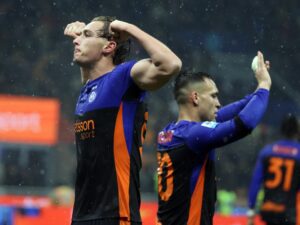 Inter ruge en San Siro goleada 6-2 ante Pisa para seguir líder