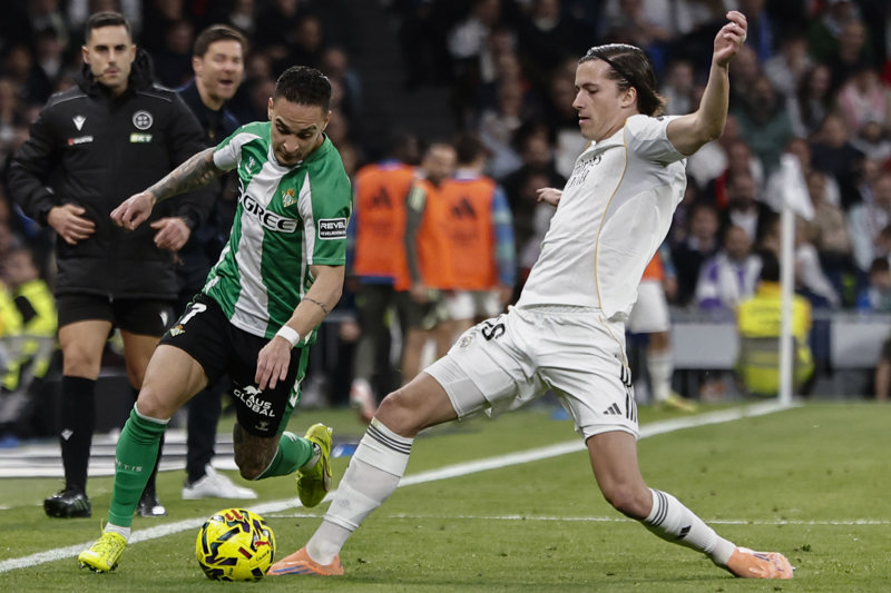 El Real Madrid golea al Betis de la mano de 'La Fábrica' El Real Madrid golea al Betis de la mano de 'La Fábrica'