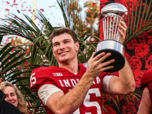 La última decisión de Fernando Mendoza: la NFL está a la expectativa