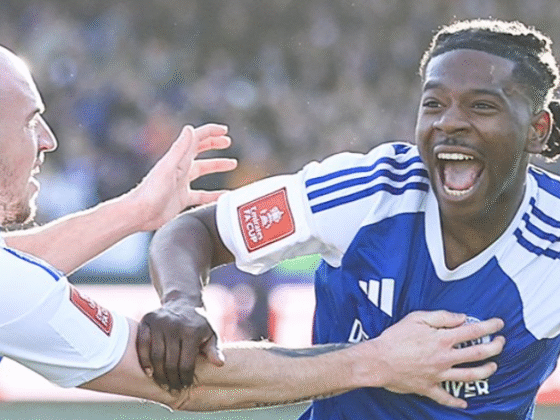 Macclesfield FC Foto en X de @brfootball