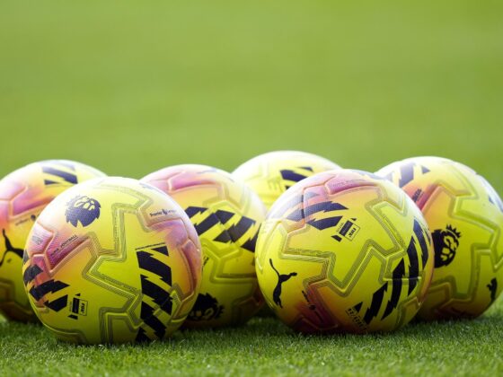 Balones Puma antes de un partido de Premier League. EFE/EPA/TIM KEETON