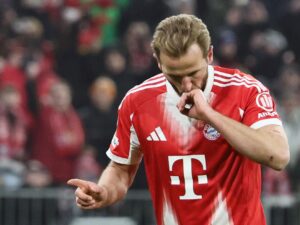 El jugador del Bayern Harry Kane celebra un gol durante el partido de la UEFA Champions League que han jugado Bayern Munich y Union SG en Múnich, Alemania. EFE/EPA/RONALD WITTEK