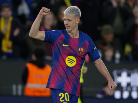 El delantero del FC Barcelona Dani Olmo celebra su gol ante el Real Oviedo durante el partido de LaLiga disputado el domingo en el Camp Nou. EFE/Alejandro García