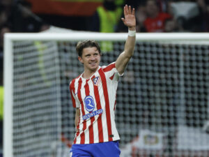 El centrocampista inglés del Atlético de Madrid, Conor Gallagher, en el estadio Metropolitano, en Madrid. en foto de archivo de Juanjo Martín. EFE
