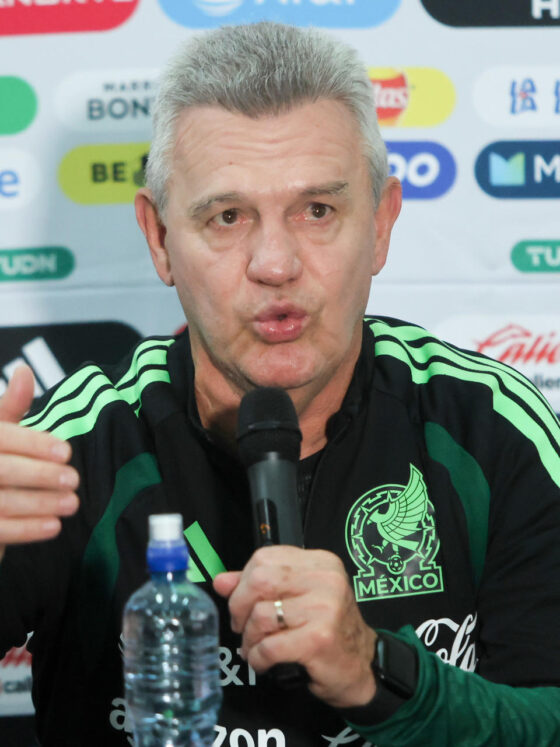 El seleccionador de México, Javier Aguirre, habló este sábado con periodistas a propósito del partido amistoso con el equipo de Bolivia en Santa Cruz. EFE/ Juan Carlos Torrejón