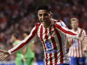 Fotografía de archivo de octubre de 2025 en la que se observa al delantero argentino del Atlético de Madrid Thiago Almada. EFE/Sergio Pérez