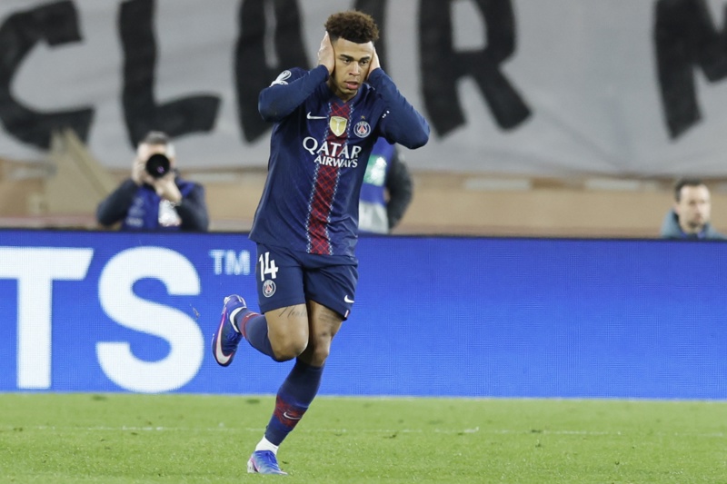 PSG remonta con mucha categoría y un Desiré Doué desatado