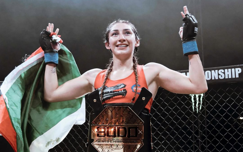 Regina Tarin, peleadora mexicana de MMAi. / Instagram: @regina_tarin