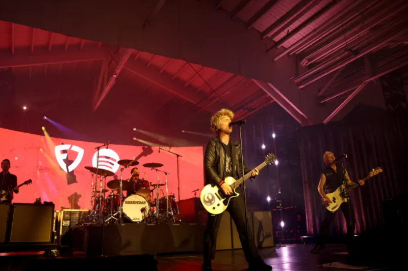 La banda Green Day abrirá la fiesta del Super Bowl LX 2026 La banda Green Day abrirá la fiesta del Super Bowl LX 2026