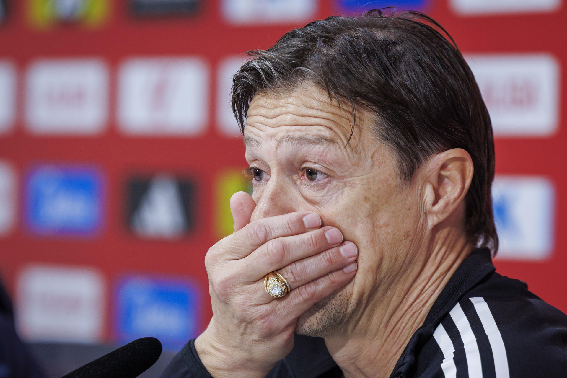 Matías Almeyda, durante la rueda de prensa de este viernes. EFE/Julio Munoz