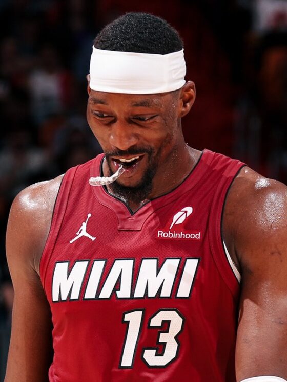 Bam Adebayo logró romper el récord de Kobe Brayan de 81 puntos en un solo partido e hizo historia grande en la NBA. Foto: @miamiheat