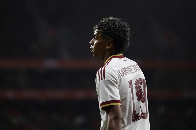 Escándalo en España: Cánticos discriminatorios en el duelo ante Egipto