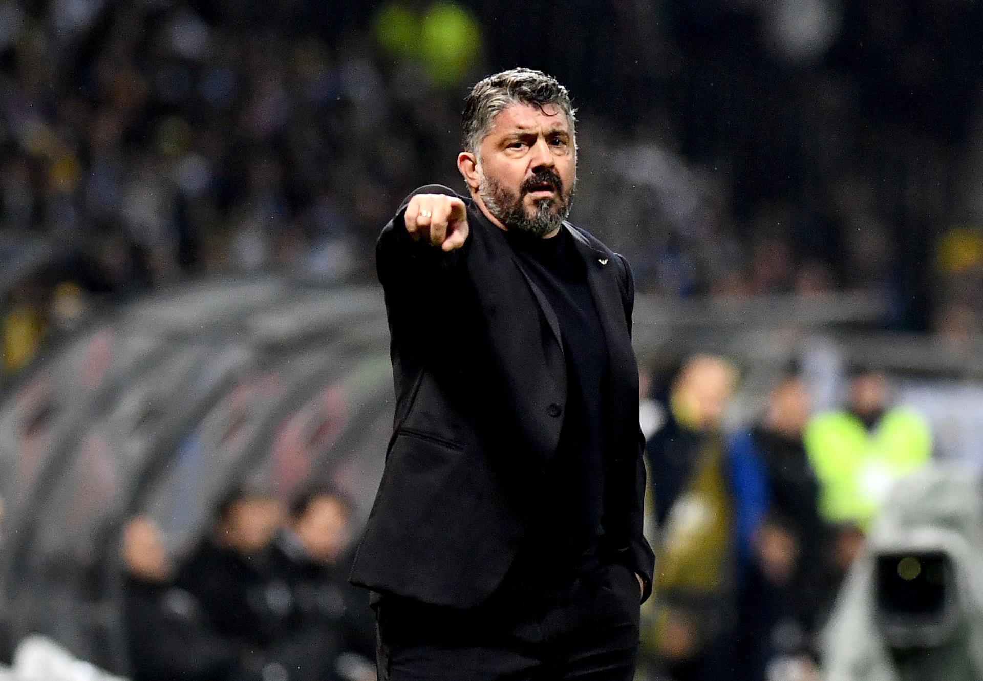 El seleccionador nacional de Italia, Gennaro Gattuso, gesticula durante en la banda durante el encuentro disputado este martes entre su equipo y Bosnia-Herzegovina, que supuso la clasificación de este último al Mundial 2026. EFE/ NIDAL SALJIC