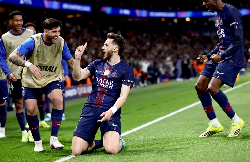 Paseo en París: El PSG de Luis Enrique anula por completo al Liverpool