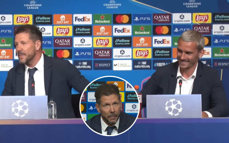'Cholo' Simeone junto a Antoine Griezmann, en la rueda de prensa previa al partido entre FC Barcelona y Atlético de Madrid. Captura de pantalla.