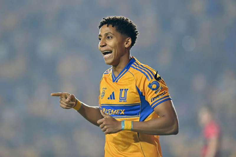 Ozziel Herrera, delantero de Tigres