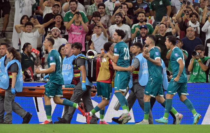 Irak compra el último boleto al Mundial 2026 tras vencer a Bolivia Jugadores de la selección de Irak celebran la ventaja sobre la de Bolivia este martes en el partido por el último cupo disponible en el Mundial jugado en el estadio BBVA de Guadalupe (México). EFE/Miguel Sierra
