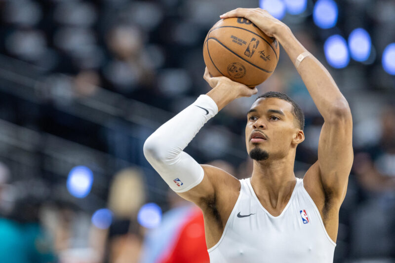 Victor Wembanyama, estrella de San Antonio Spurs. EFE/ Carlos Ramírez
