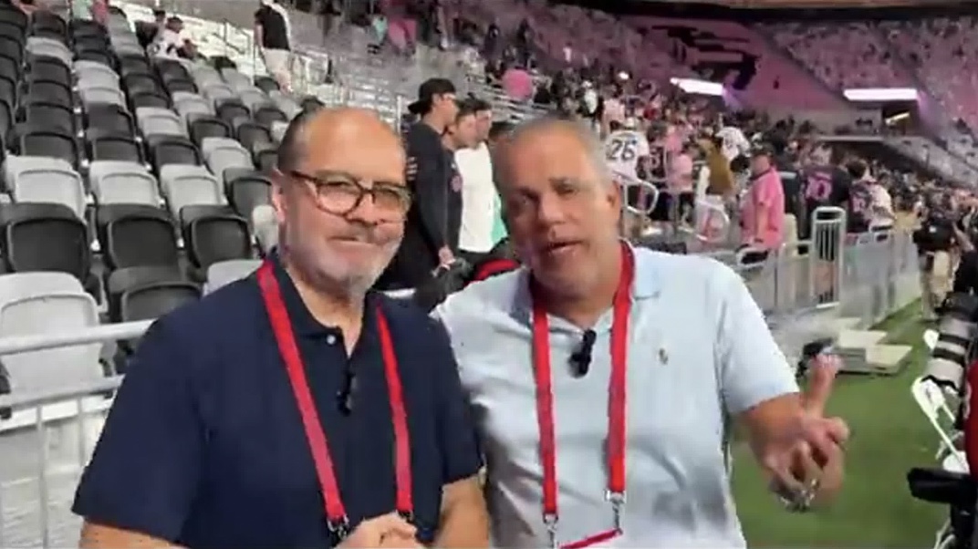 208B3226-DAE5-4459-A10C-640B6CF7B671
