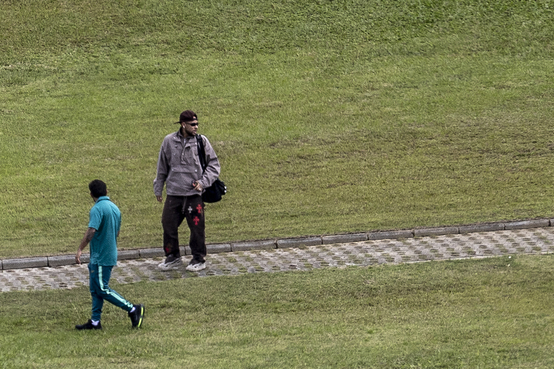 Neymar se pierde el primer entrenamiento y se somete a examen médico
