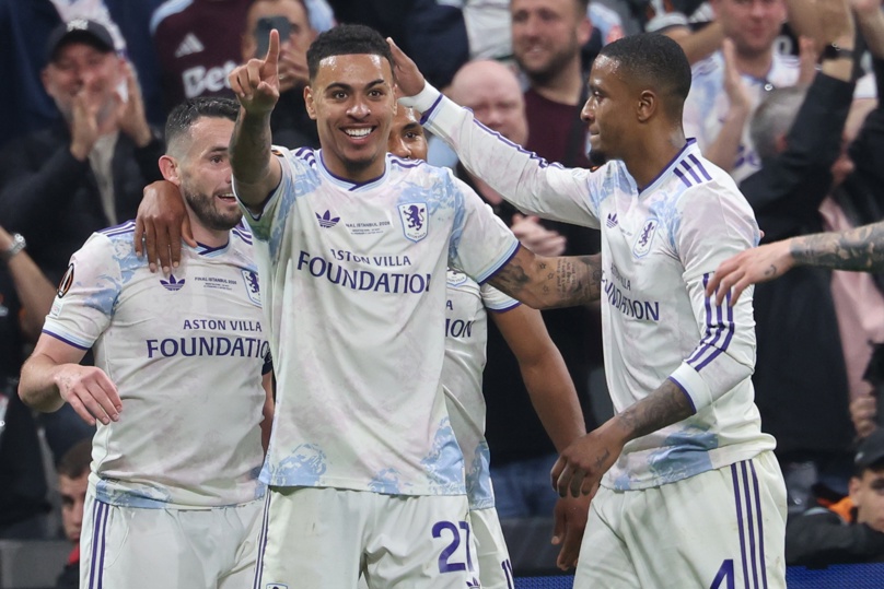 Aston Villa pasea y golea al Friburgo, conquista la Europa League