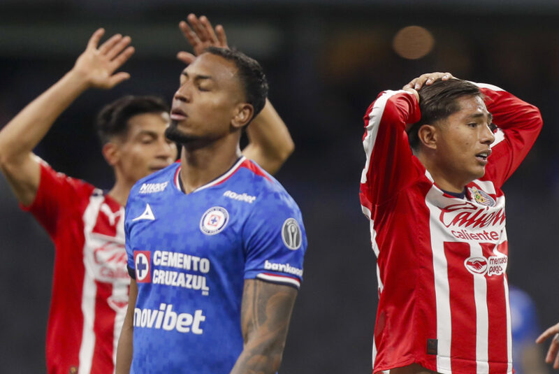 Cruz Azul rescata el empate ante Chivas, todo se define en la vuelta