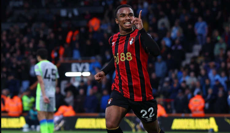 Elo Junior Kroupi domina la joven élite europea y la Premier League