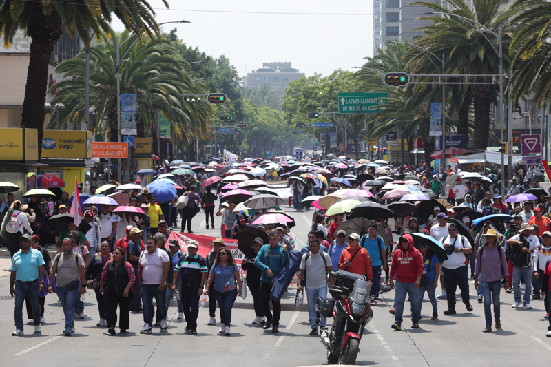 CNTE escala protestas con bloqueos en CDMX a las puertas del Mundial