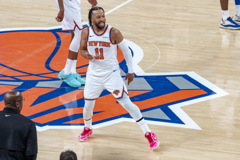Foto de archivo de Jalen Brunson (c), jugador de los Knicks. EFE/Ángel Colmenares

